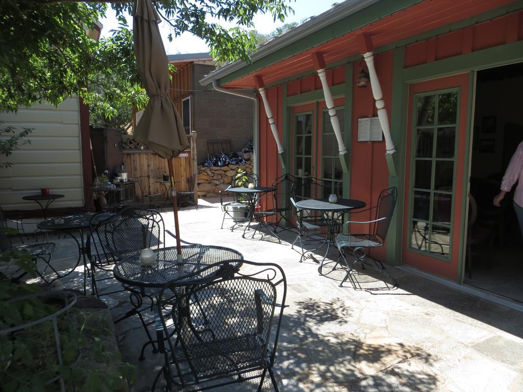 Edith Palmer'S Country Inn, Historical Bed & Breakfast Virginia City Buitenkant foto