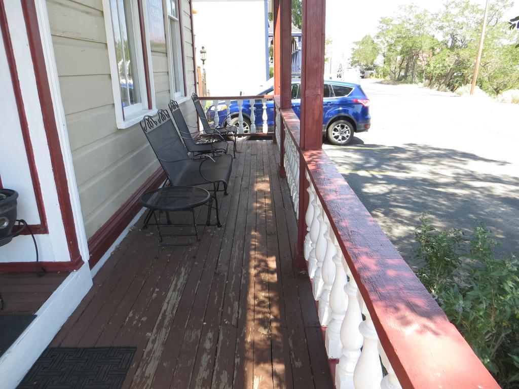 Edith Palmer'S Country Inn, Historical Bed & Breakfast Virginia City Buitenkant foto