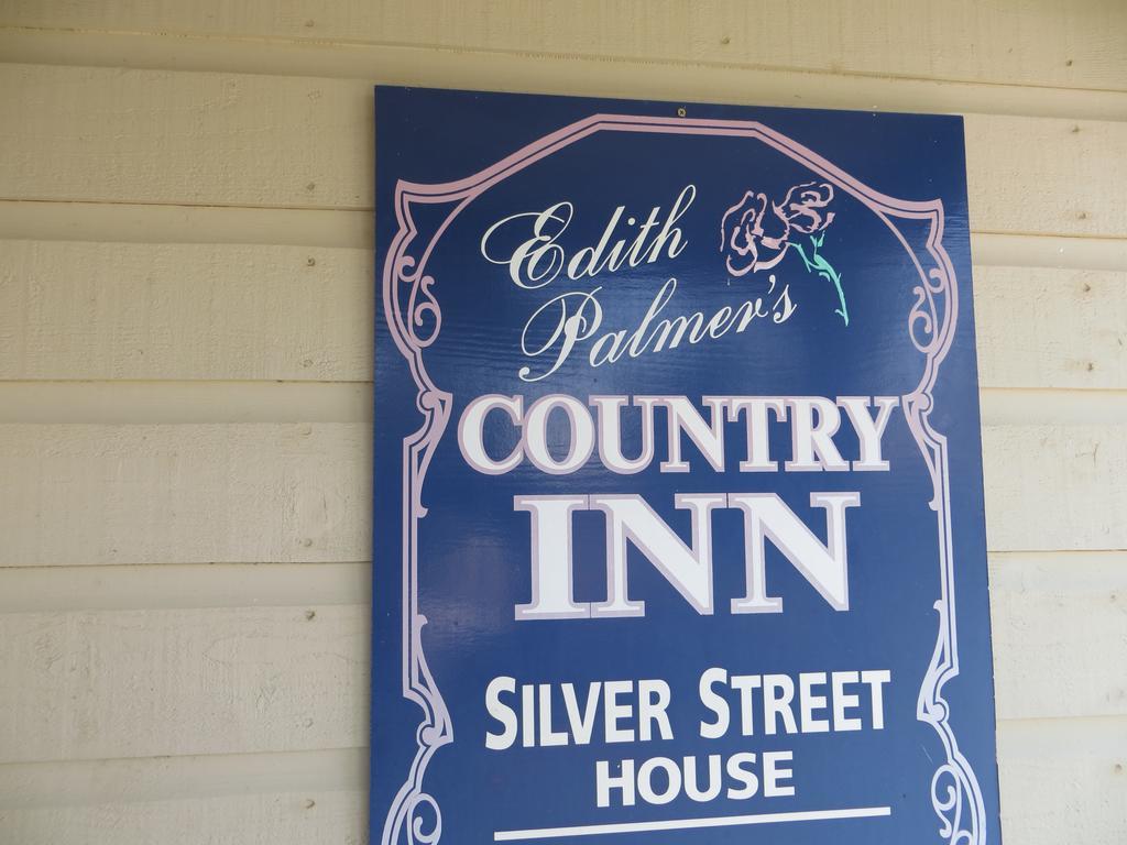 Edith Palmer'S Country Inn, Historical Bed & Breakfast Virginia City Buitenkant foto